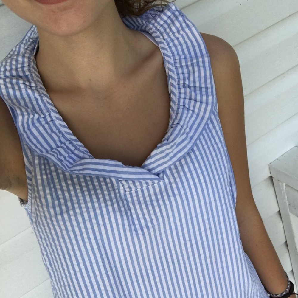 Crown and Ivy sleeveless top